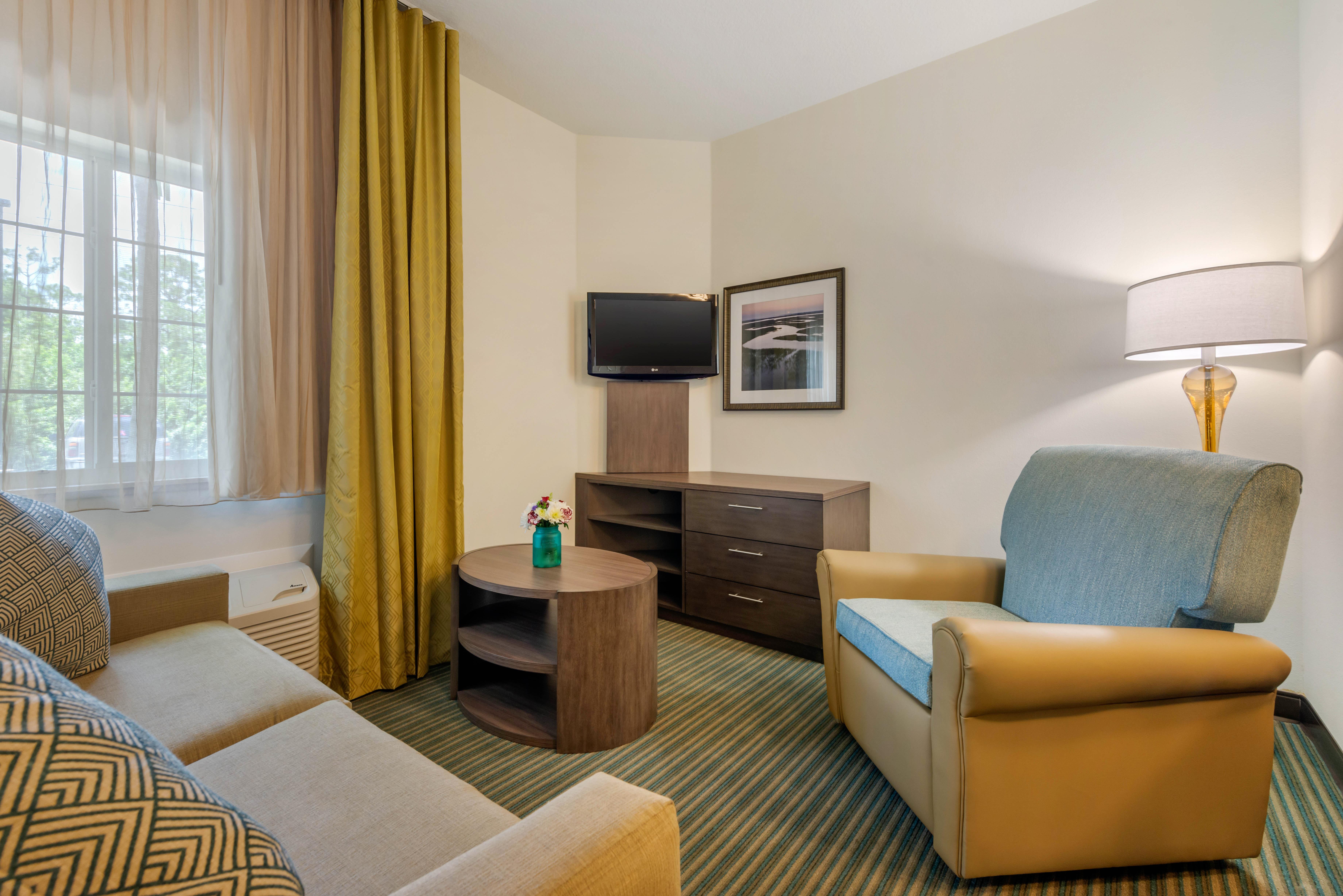 Candlewood Suites Fort Myers/Sanibel Gateway By Ihg Ngoại thất bức ảnh
