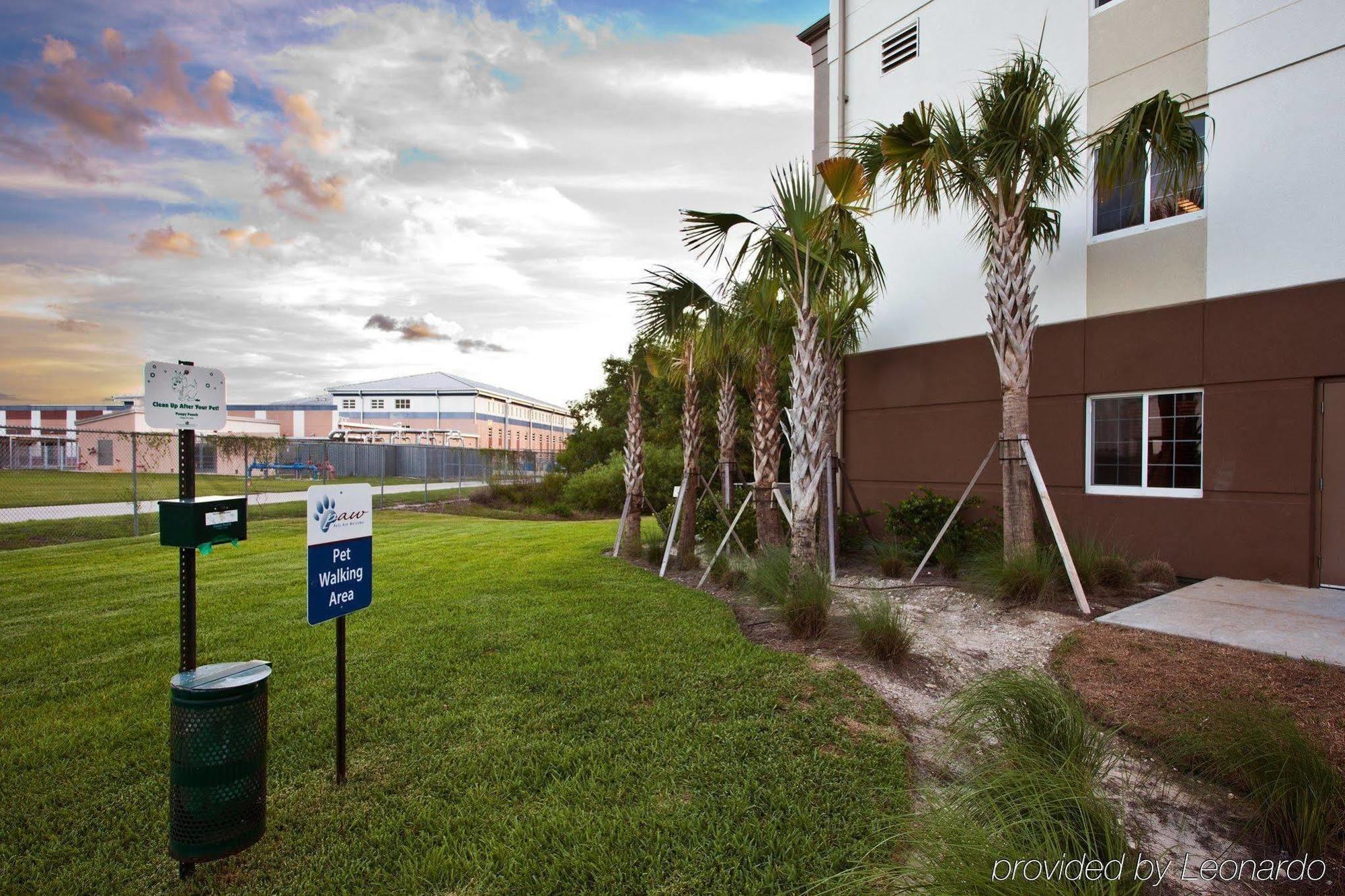 Candlewood Suites Fort Myers/Sanibel Gateway, An Ihg Hotel Nội địa bức ảnh