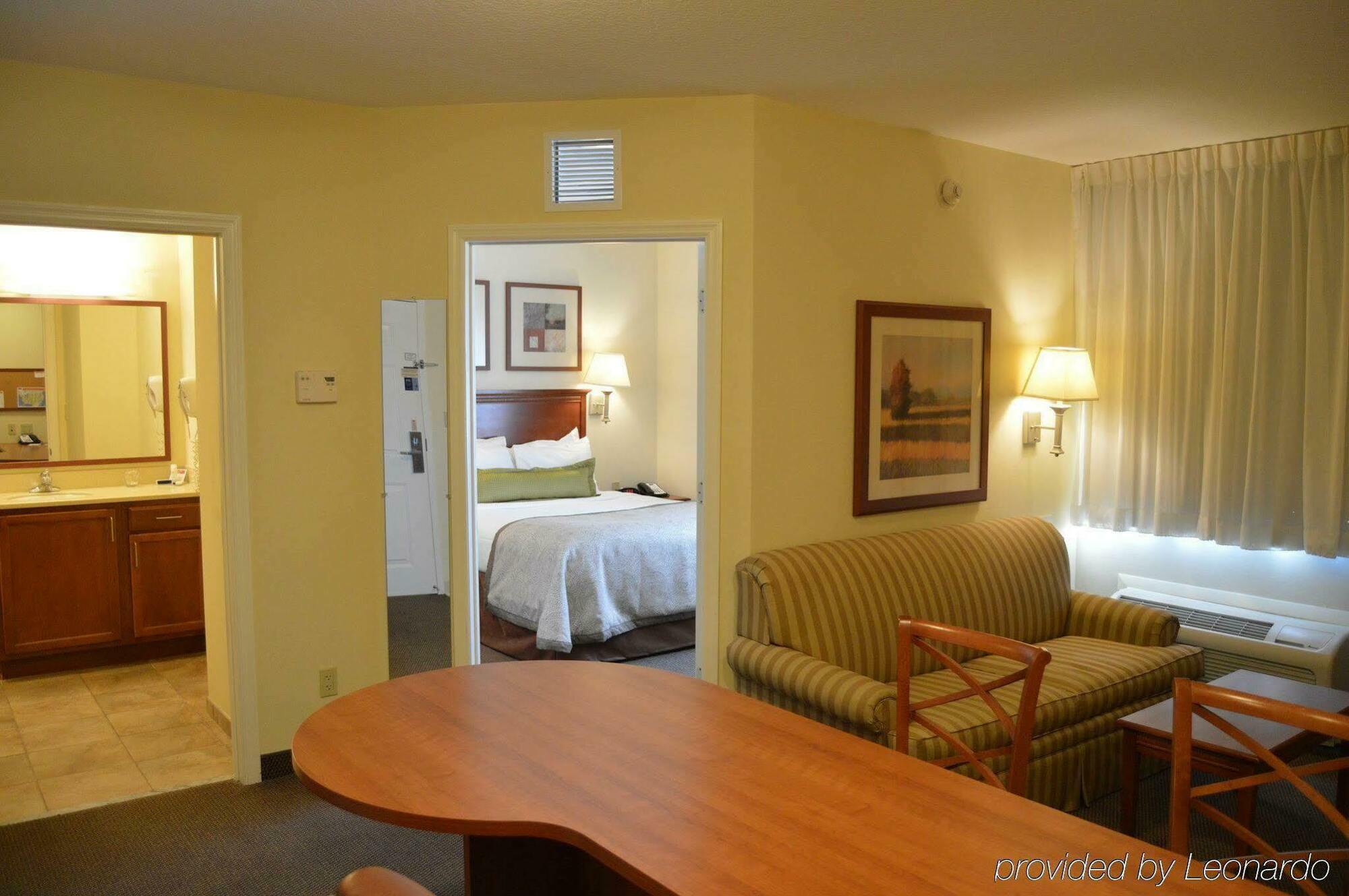 Candlewood Suites Fort Myers/Sanibel Gateway By Ihg Ngoại thất bức ảnh