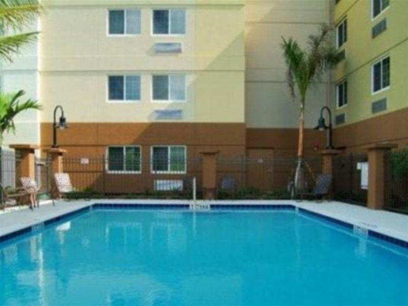 Candlewood Suites Fort Myers/Sanibel Gateway, An Ihg Hotel Tiện nghi bức ảnh